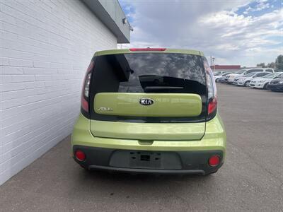 2017 Kia Soul   - Photo 4 - Phoenix, AZ 85009