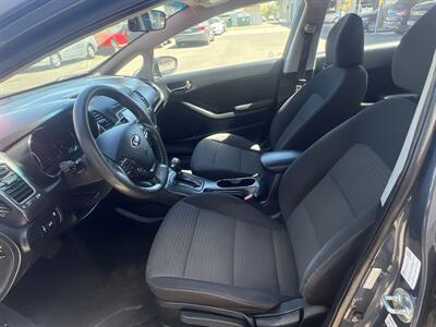 2016 Kia Forte LX   - Photo 5 - Phoenix, AZ 85009