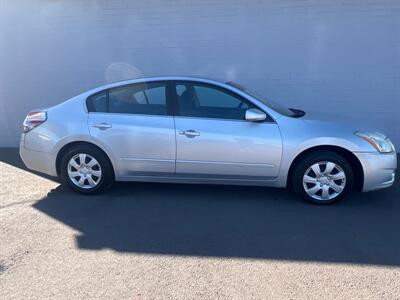 2012 Nissan Altima 2.5 S   - Photo 1 - Phoenix, AZ 85009