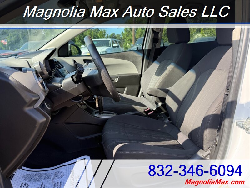 2012 Chevrolet Sonic LT - Photo 12 - Magnolia, TX 77355