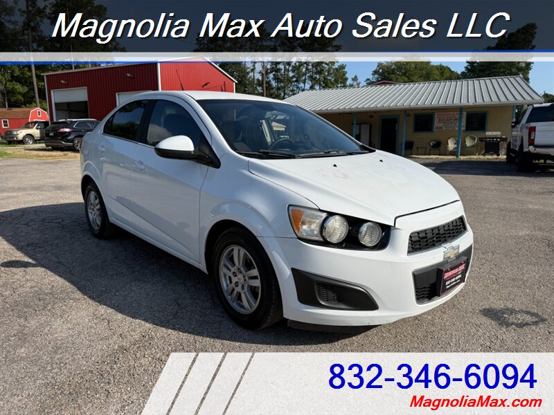 2012 Chevrolet Sonic LT - Photo 6 - Magnolia, TX 77355