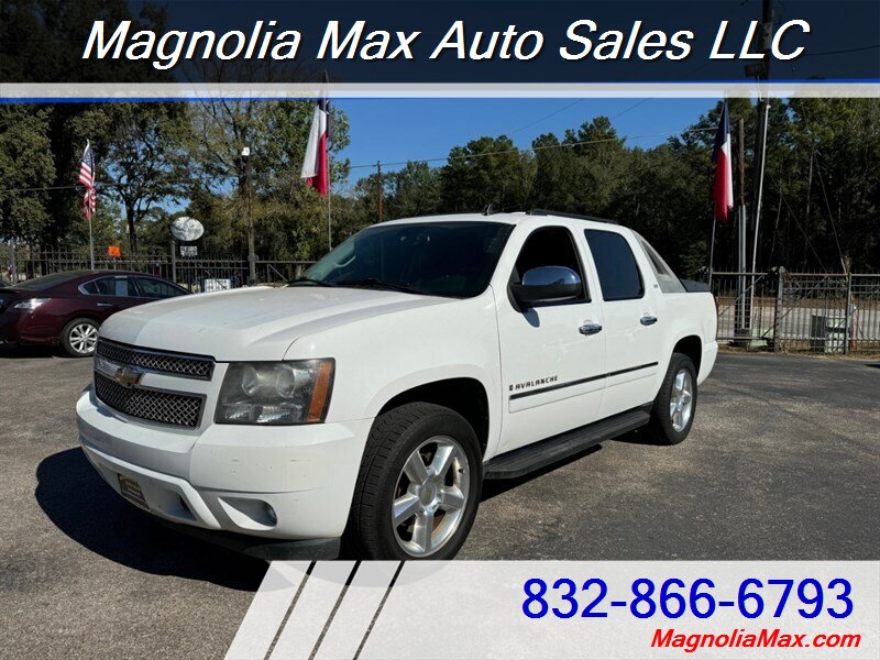 2009 Chevrolet Avalanche LTZ - Photo 1 - Magnolia, TX 77355