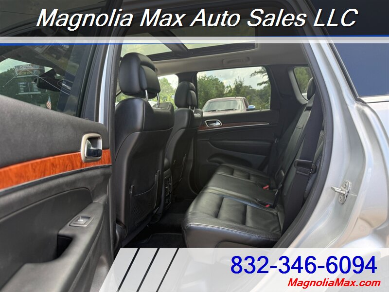 2013 Jeep Grand Cherokee Limited - Photo 12 - Magnolia, TX 77355