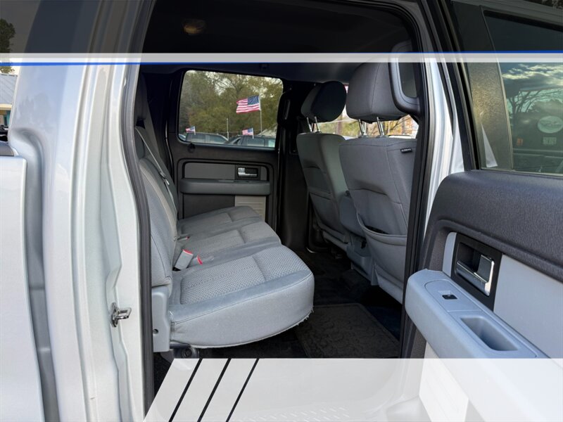 2013 Ford F-150 XLT 4x4 - Photo 8 - Magnolia, TX 77355