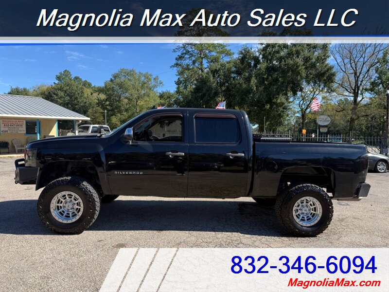 2008 Chevrolet Silverado 1500 LT1 - Photo 2 - Magnolia, TX 77355