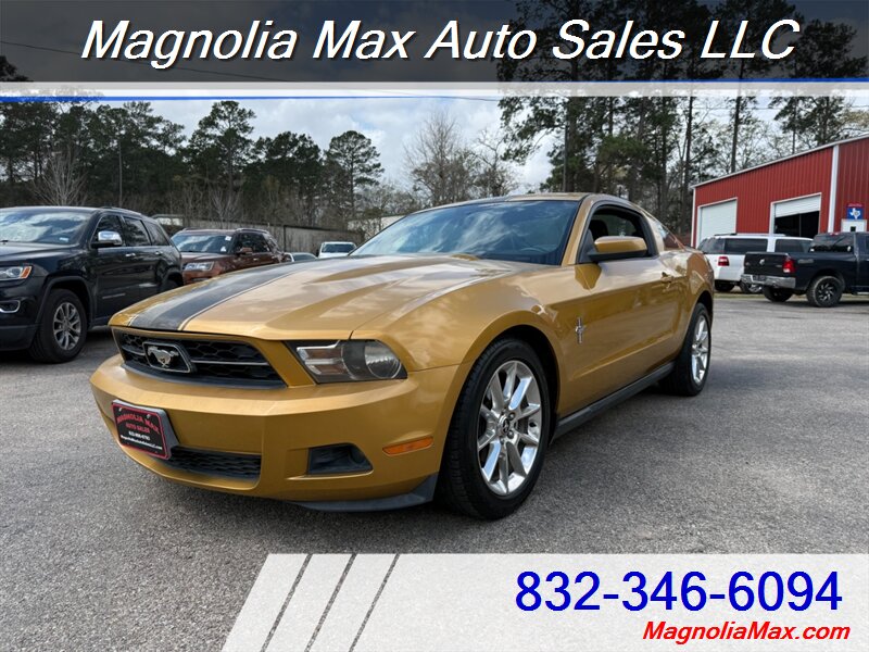 2010 Ford Mustang V6   - Photo 1 - Magnolia, TX 77355