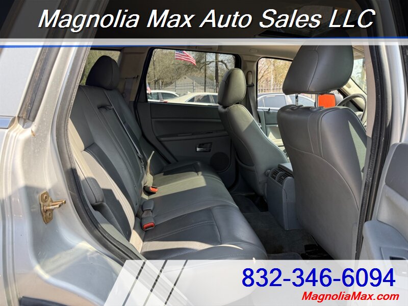 2006 Jeep Grand Cherokee Limited - Photo 9 - Magnolia, TX 77355