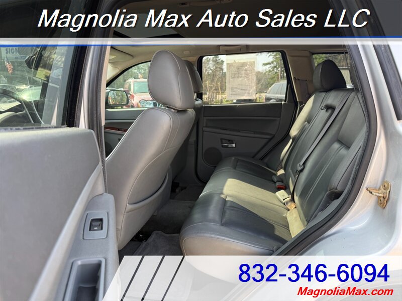 2006 Jeep Grand Cherokee Limited - Photo 10 - Magnolia, TX 77355