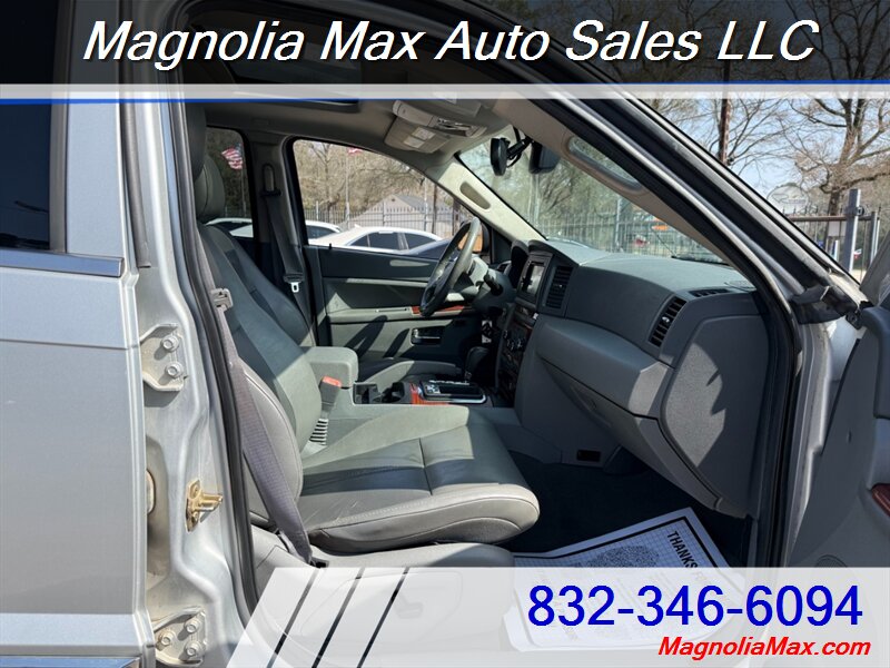 2006 Jeep Grand Cherokee Limited - Photo 7 - Magnolia, TX 77355