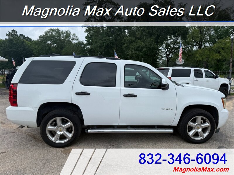 2011 Chevrolet Tahoe LT - Photo 5 - Magnolia, TX 77355