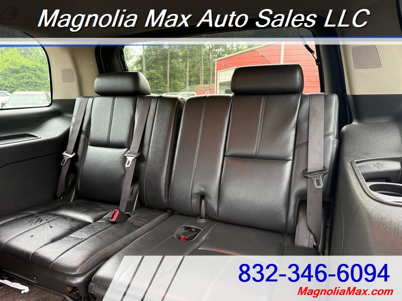 2011 Chevrolet Tahoe LT - Photo 14 - Magnolia, TX 77355