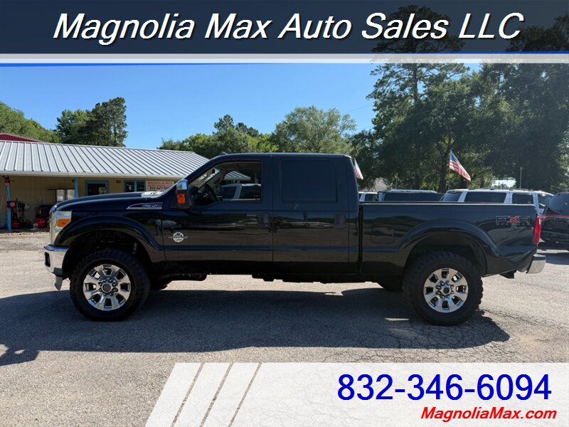 2011 Ford F-350 Super Duty XLT - Photo 2 - Magnolia, TX 77355