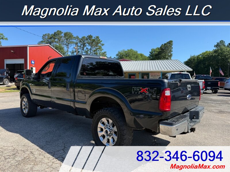2011 Ford F-350 Super Duty XLT - Photo 3 - Magnolia, TX 77355