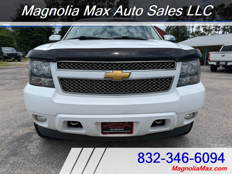 2012 Chevrolet Suburban LT - Photo 7 - Magnolia, TX 77355