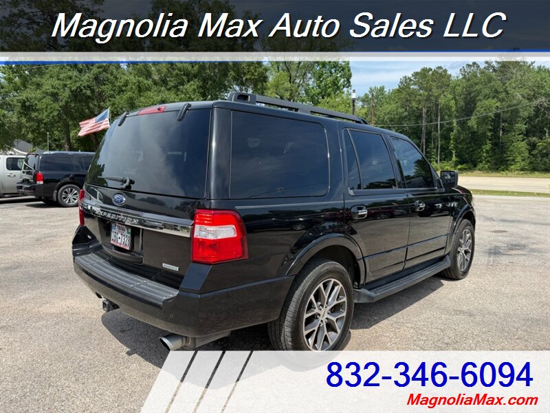2017 Ford Expedition XLT - Photo 4 - Magnolia, TX 77355