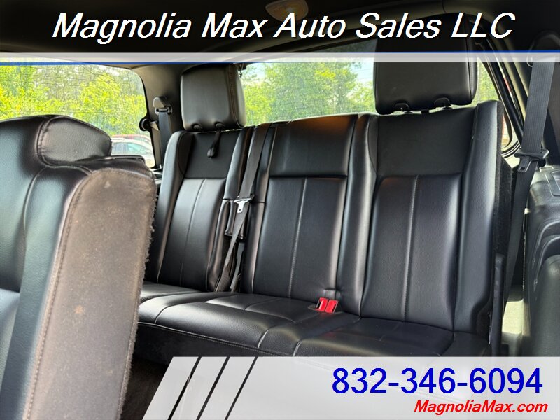 2017 Ford Expedition XLT - Photo 14 - Magnolia, TX 77355