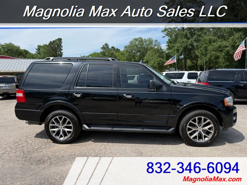 2017 Ford Expedition XLT - Photo 5 - Magnolia, TX 77355