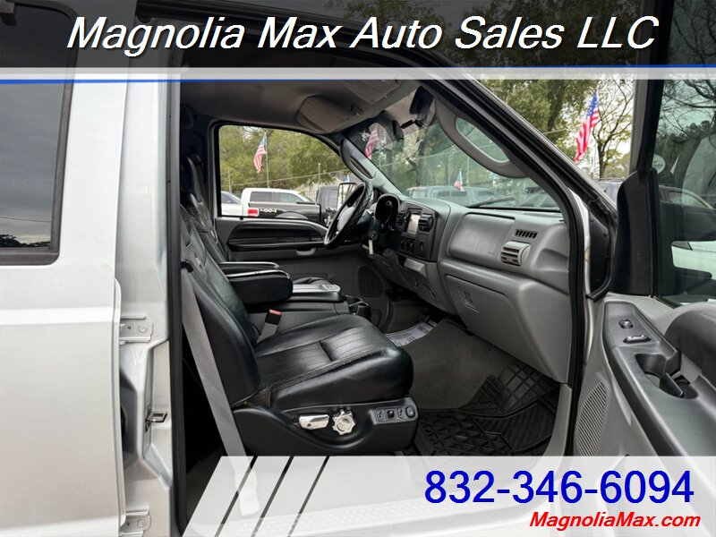 2005 Ford F-250 XL - Photo 6 - Magnolia, TX 77355