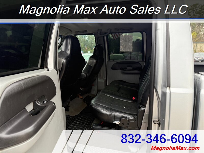 2005 Ford F-250 XL - Photo 9 - Magnolia, TX 77355