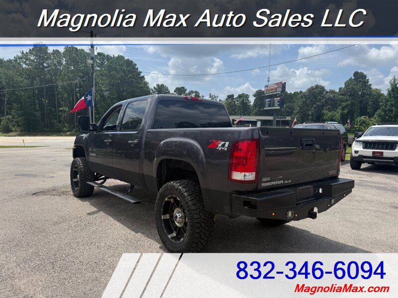 2010 GMC Sierra 1500 SLE - Photo 3 - Magnolia, TX 77355