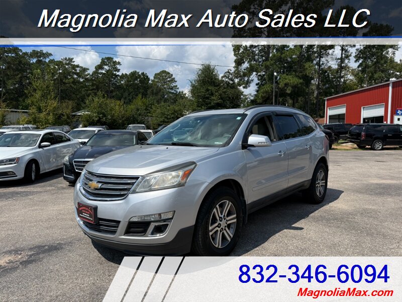2017 Chevrolet Traverse LT  