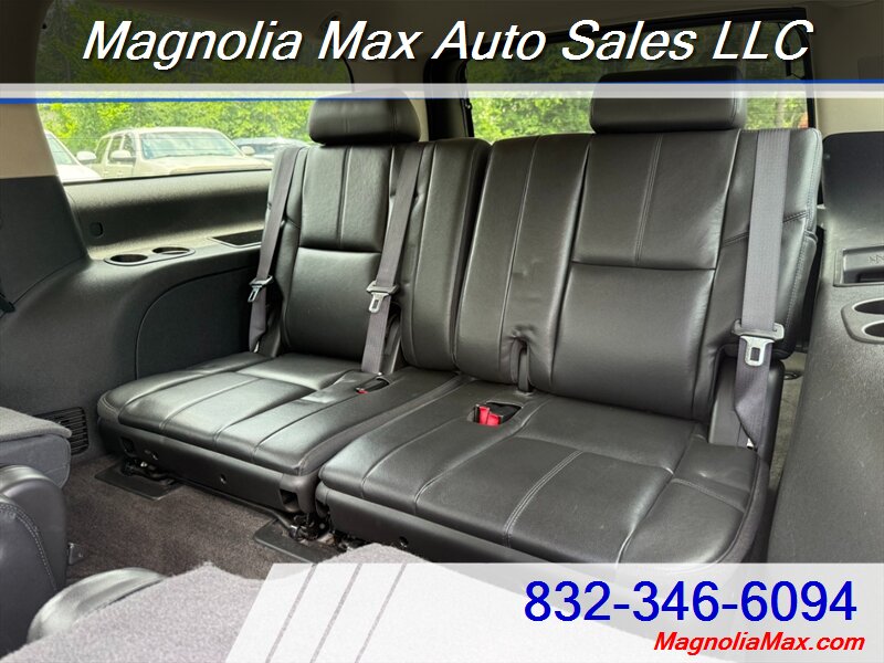 2012 Chevrolet Suburban LT - Photo 15 - Magnolia, TX 77355