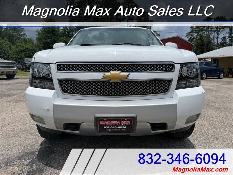2012 Chevrolet Suburban LT - Photo 7 - Magnolia, TX 77355