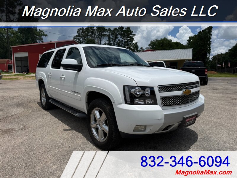 2012 Chevrolet Suburban LT - Photo 6 - Magnolia, TX 77355
