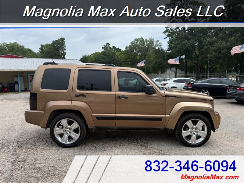 2012 Jeep Liberty Jet Edition - Photo 5 - Magnolia, TX 77355