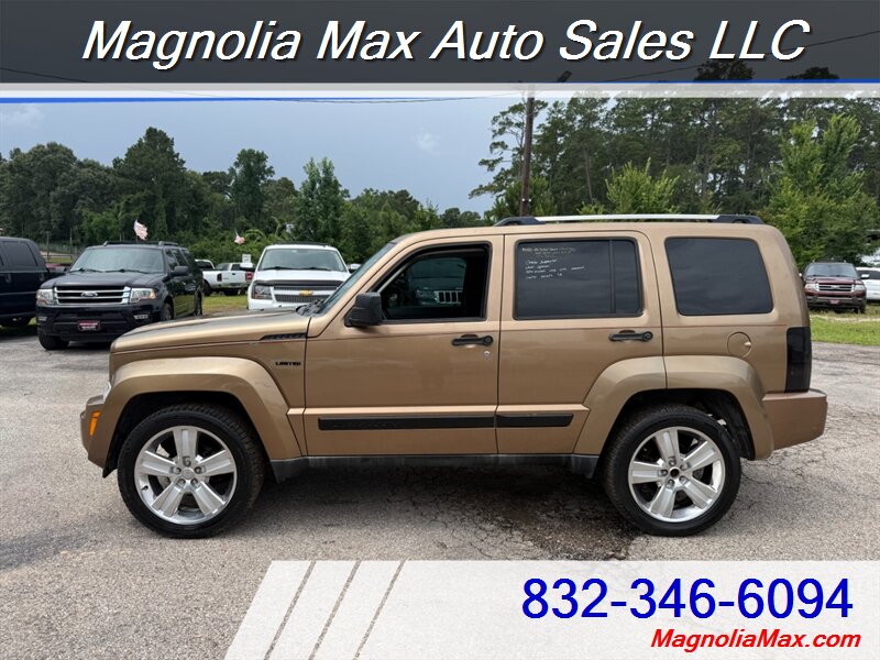 2012 Jeep Liberty Jet Edition - Photo 2 - Magnolia, TX 77355