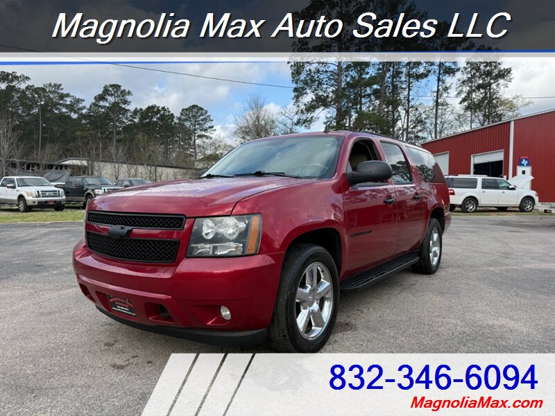 2013 Chevrolet Suburban LTZ   - Photo 1 - Magnolia, TX 77355