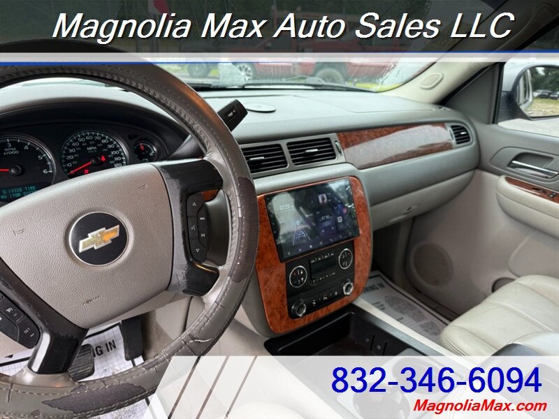 2008 Chevrolet Tahoe LT - Photo 8 - Magnolia, TX 77355
