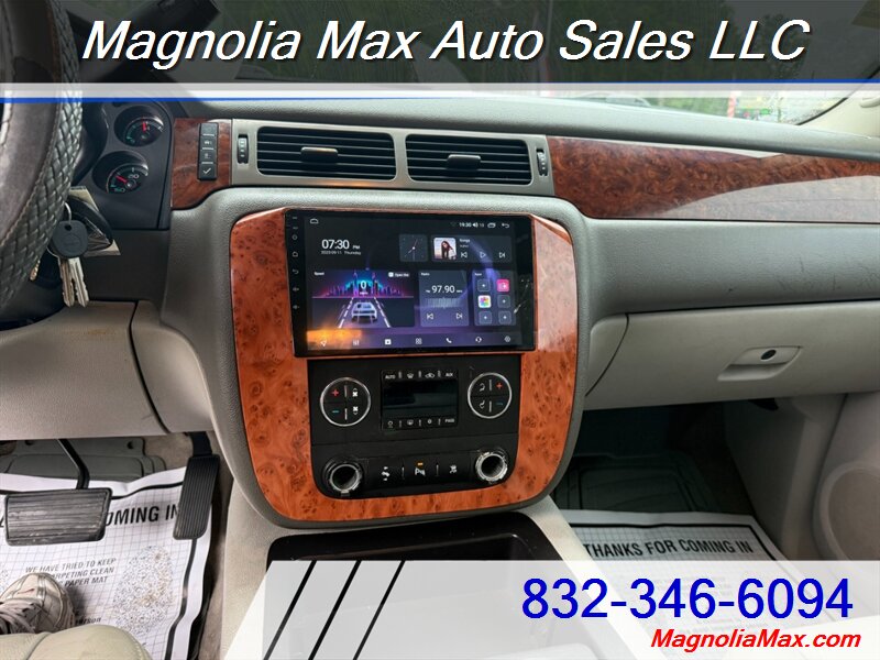 2008 Chevrolet Tahoe LT - Photo 9 - Magnolia, TX 77355
