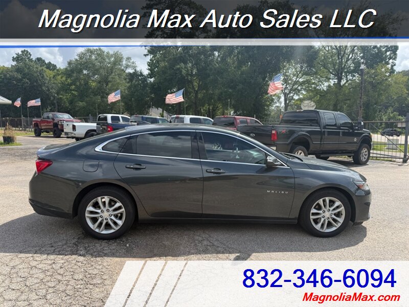2018 Chevrolet Malibu LT - Photo 5 - Magnolia, TX 77355