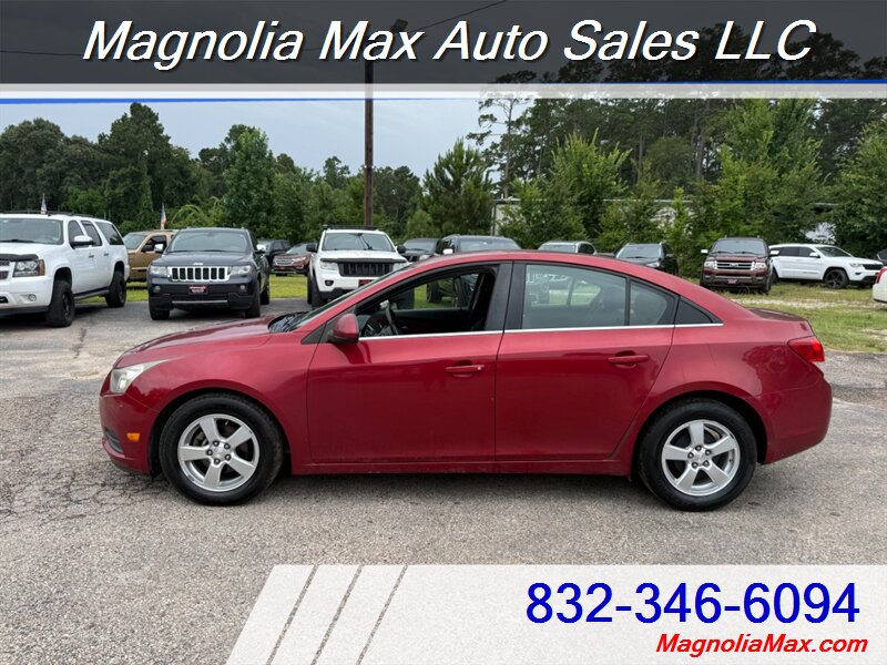 2014 Chevrolet Cruze 1LT Auto - Photo 2 - Magnolia, TX 77355