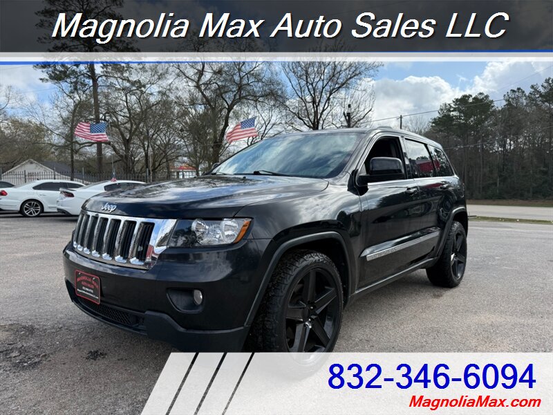 2011 Jeep Grand Cherokee Laredo   - Photo 1 - Magnolia, TX 77355