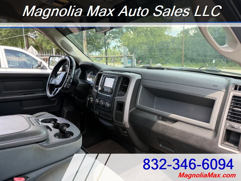 2014 RAM 1500 Express - Photo 5 - Magnolia, TX 77355
