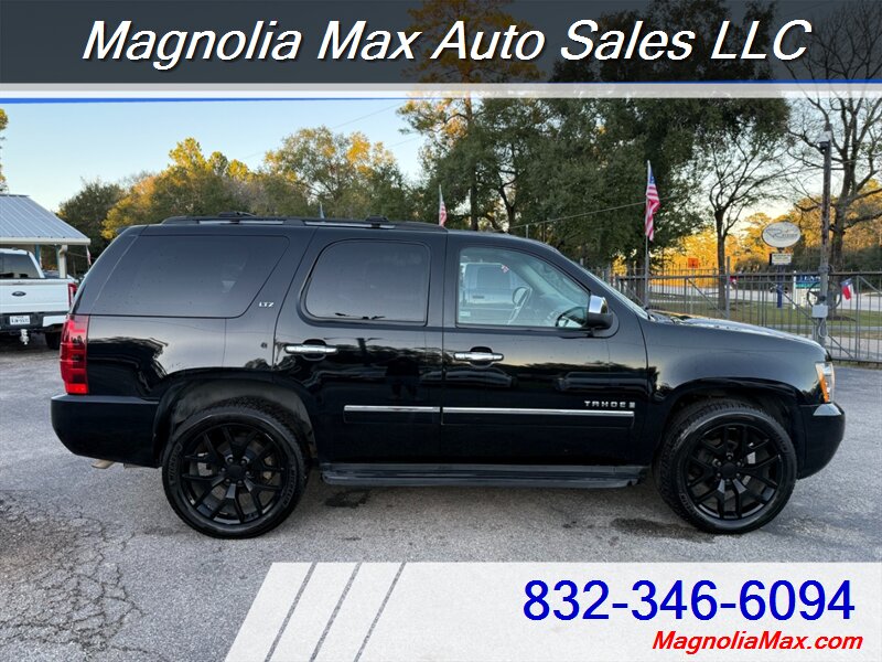 2009 Chevrolet Tahoe LTZ - Photo 8 - Magnolia, TX 77355