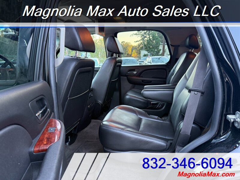 2009 Chevrolet Tahoe LTZ - Photo 13 - Magnolia, TX 77355