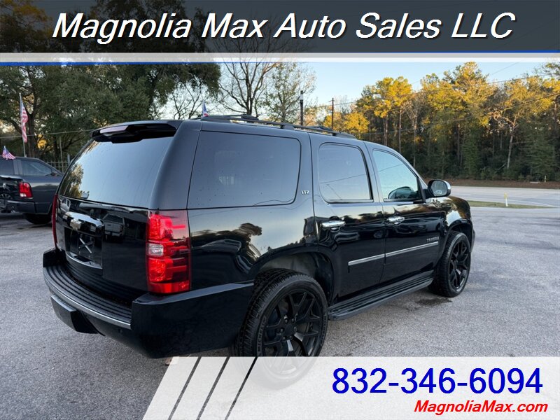 2009 Chevrolet Tahoe LTZ - Photo 3 - Magnolia, TX 77355