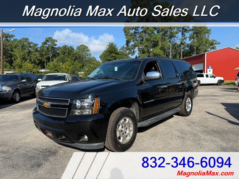 2013 Chevrolet Suburban LT - Photo 1 - Magnolia, TX 77355