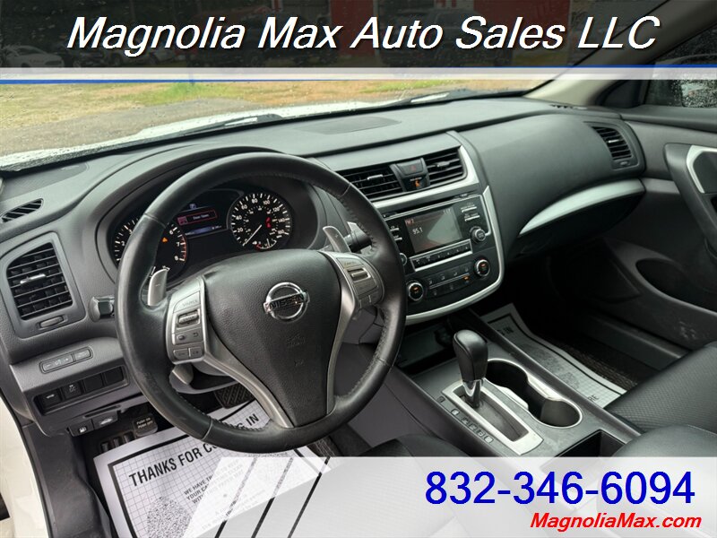 2017 Nissan Altima 2.5 SR - Photo 12 - Magnolia, TX 77355