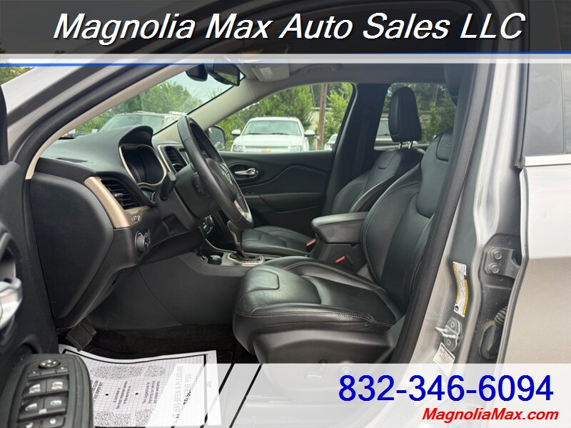 2016 Jeep Cherokee Limited - Photo 13 - Magnolia, TX 77355