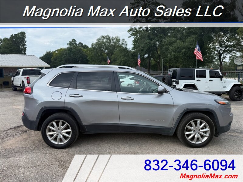 2016 Jeep Cherokee Limited - Photo 5 - Magnolia, TX 77355