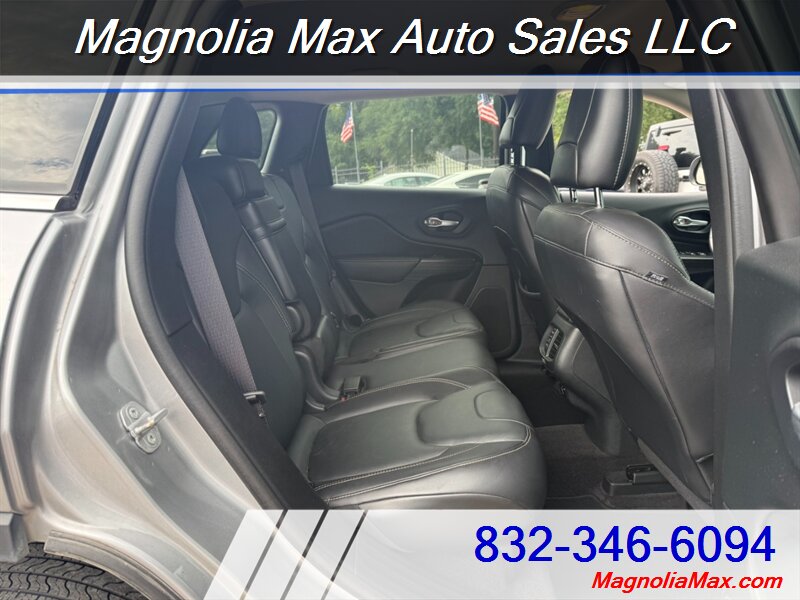 2016 Jeep Cherokee Limited - Photo 10 - Magnolia, TX 77355