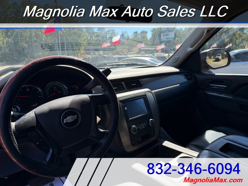 2012 Chevrolet Tahoe - Photo 12 - Magnolia, TX 77355