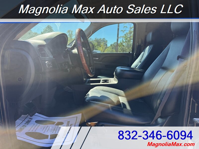 2012 Chevrolet Tahoe - Photo 11 - Magnolia, TX 77355