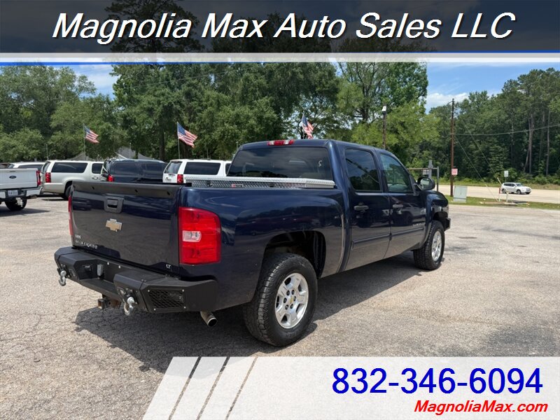 2009 Chevrolet Silverado 1500 LT - Photo 5 - Magnolia, TX 77355