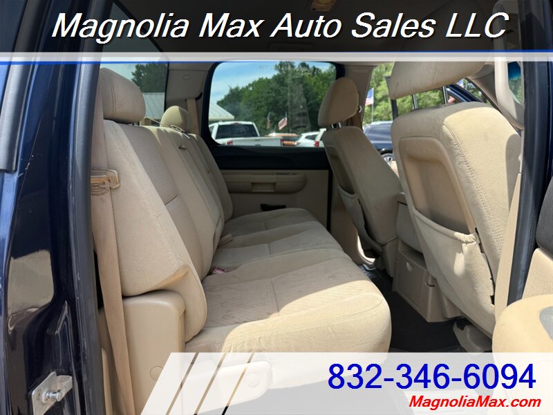2009 Chevrolet Silverado 1500 LT - Photo 14 - Magnolia, TX 77355