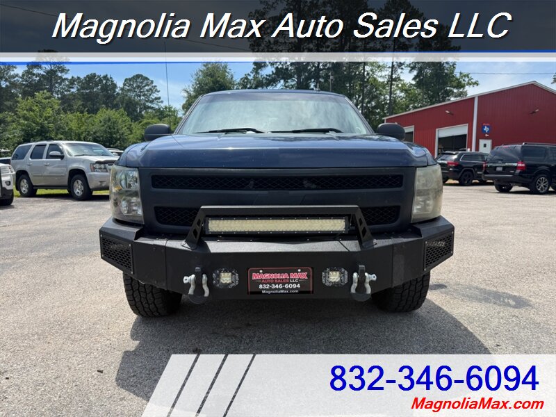 2009 Chevrolet Silverado 1500 LT - Photo 8 - Magnolia, TX 77355